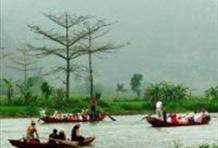 Buddhism Pilgrimage - Perfume Pagoda